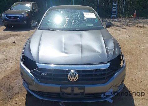 2021 Volkswagen Jetta 1.4T R-Line/1.4T S/1.4T Se z USA, uszkodzony, nr VIN 3VWC57BU8MM011450